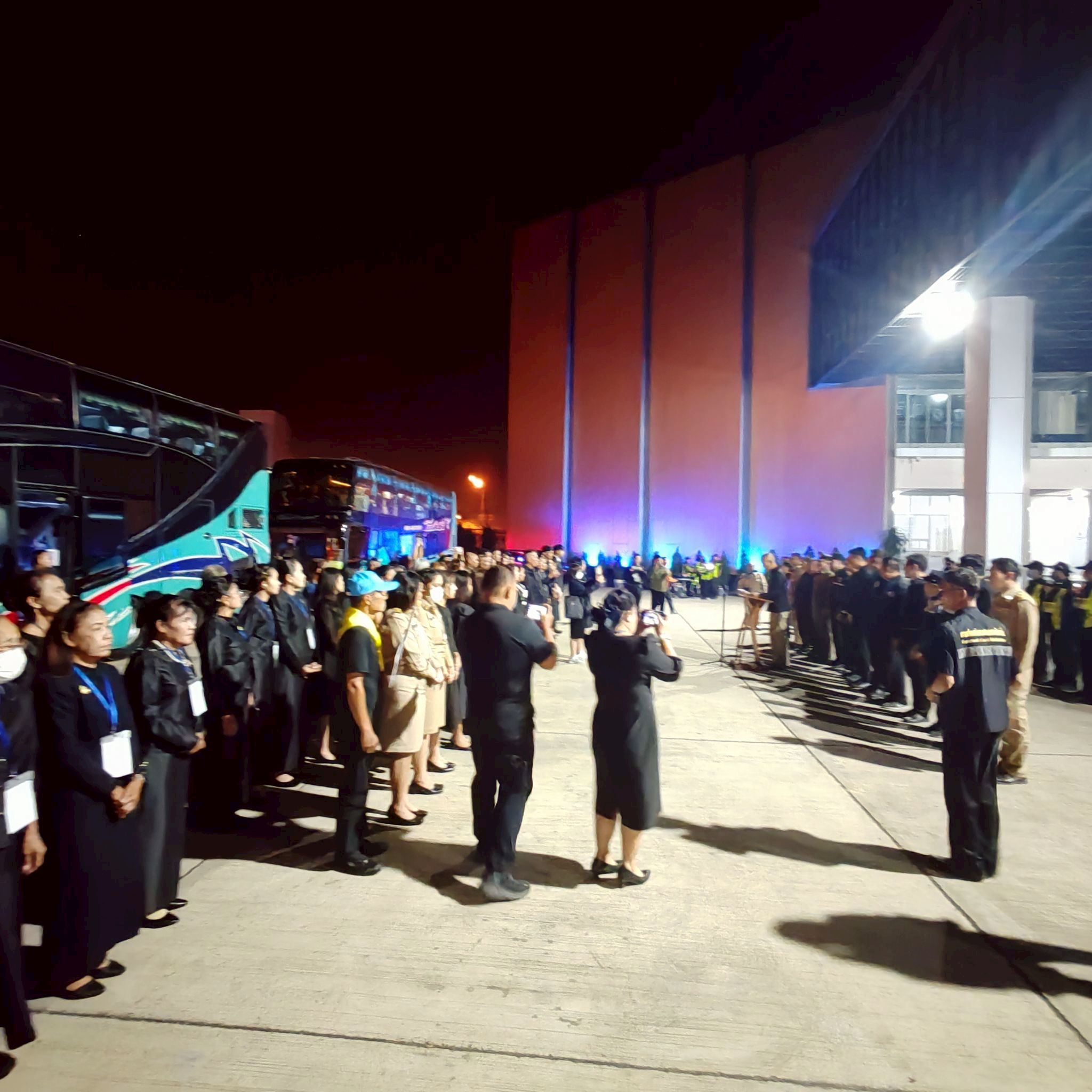 LINE ALBUM กราบพระพนปหลวง 260130 47